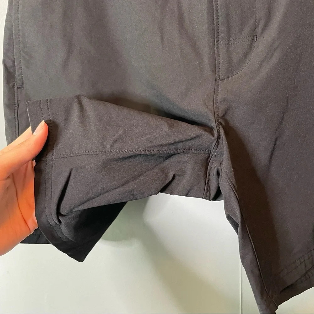 Old navy active black quick dry shorts women's size 28 - Picture 3 of 7